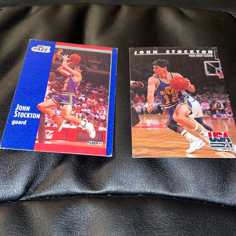 🔥Sale🔥..2 Basketball Collectors Cards in great shape